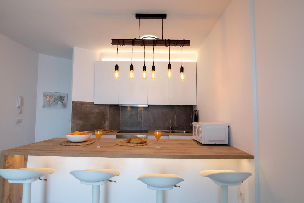 Black Sand Holiday Home Puerto de Santiago  Extérieur photo
